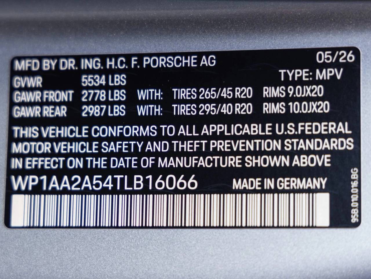 2026 Porsche Macan AWD