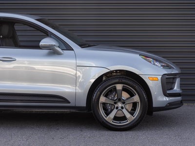 2026 Porsche Macan AWD