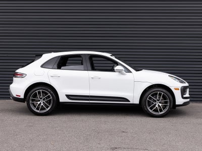 2026 Porsche Macan Macan