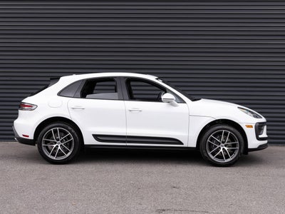 2026 Porsche Macan Macan