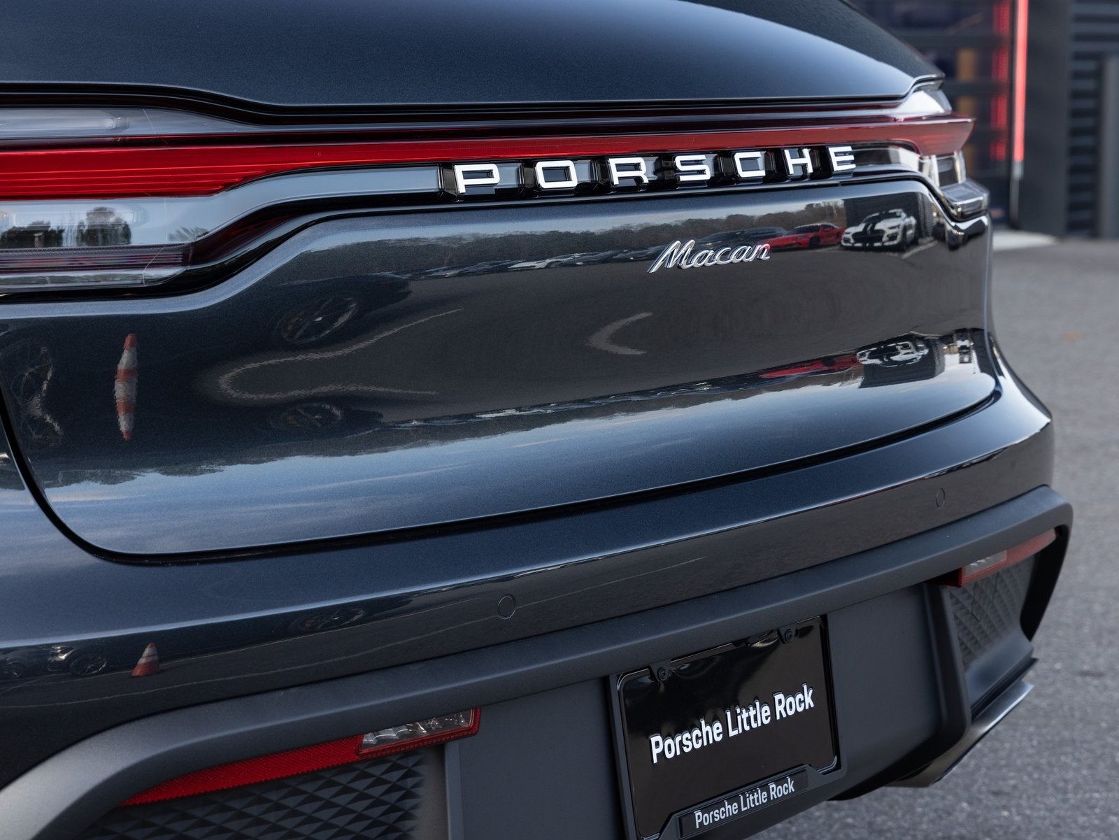 2026 Porsche Macan Macan