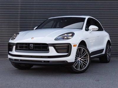 2026 Porsche Macan AWD