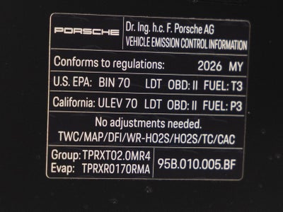 2026 Porsche Macan AWD