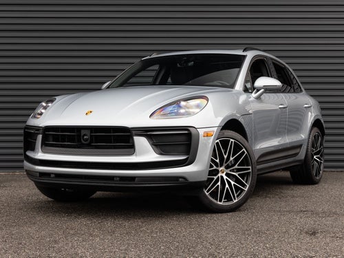 2025 Porsche Macan AWD