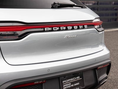 2025 Porsche Macan AWD