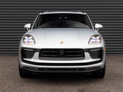 2025 Porsche Macan AWD