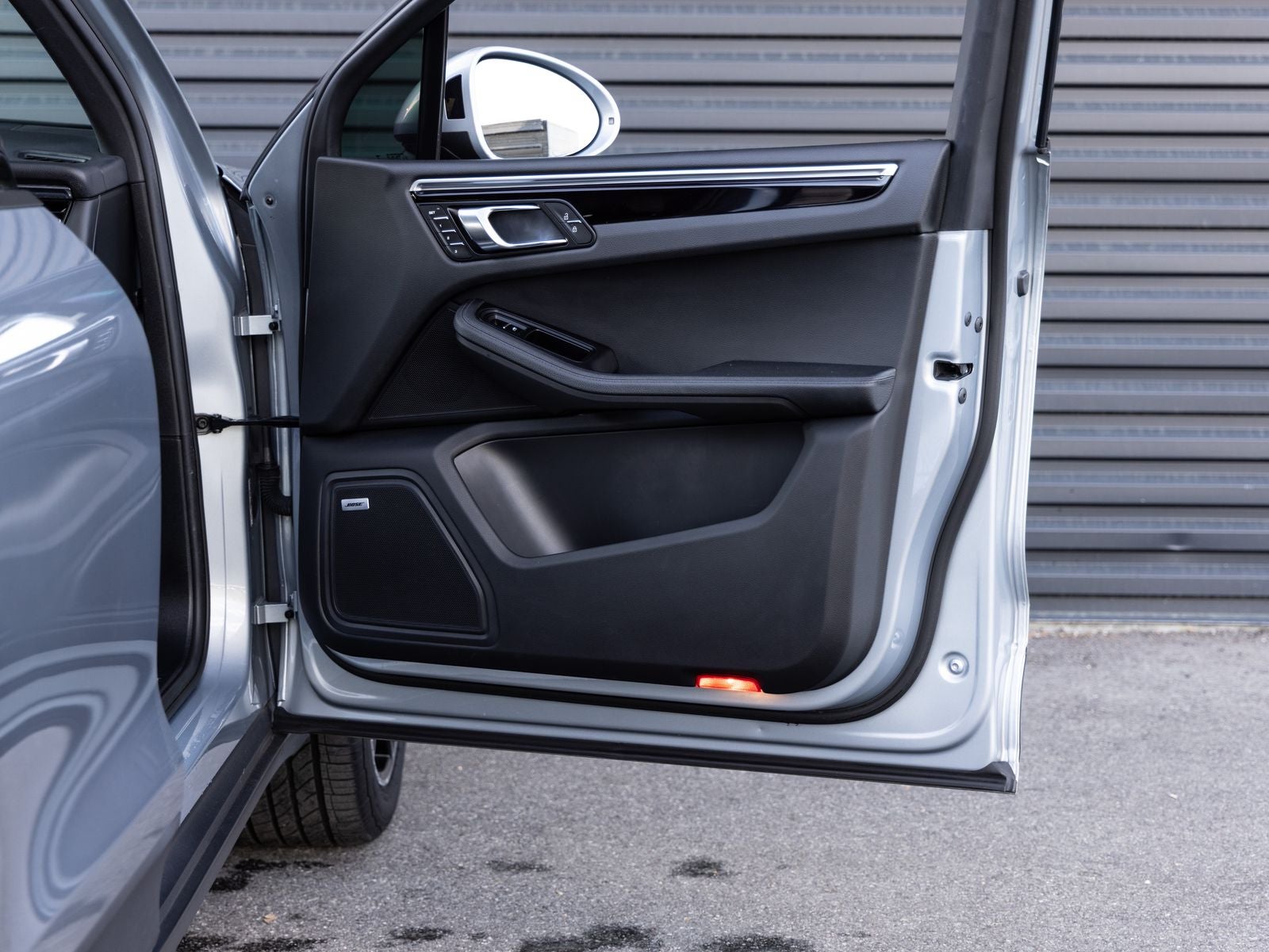 2020 Porsche Macan Macan