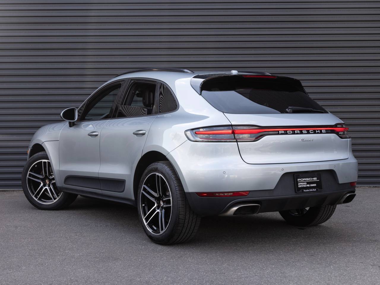 2020 Porsche Macan Macan