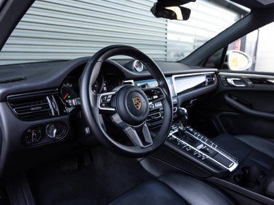 2020 Porsche Macan Macan