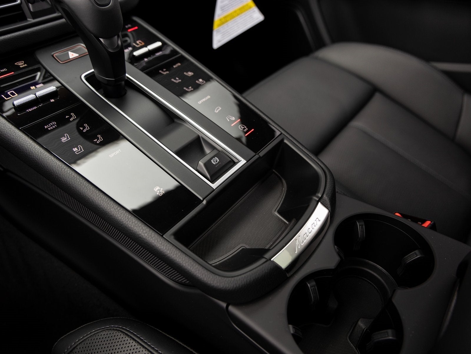 2025 Porsche Macan Macan