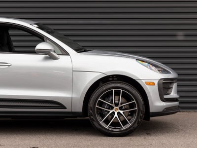 2025 Porsche Macan Macan