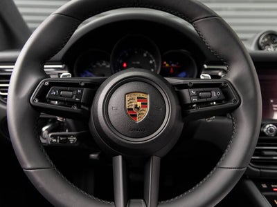 2025 Porsche Macan Macan
