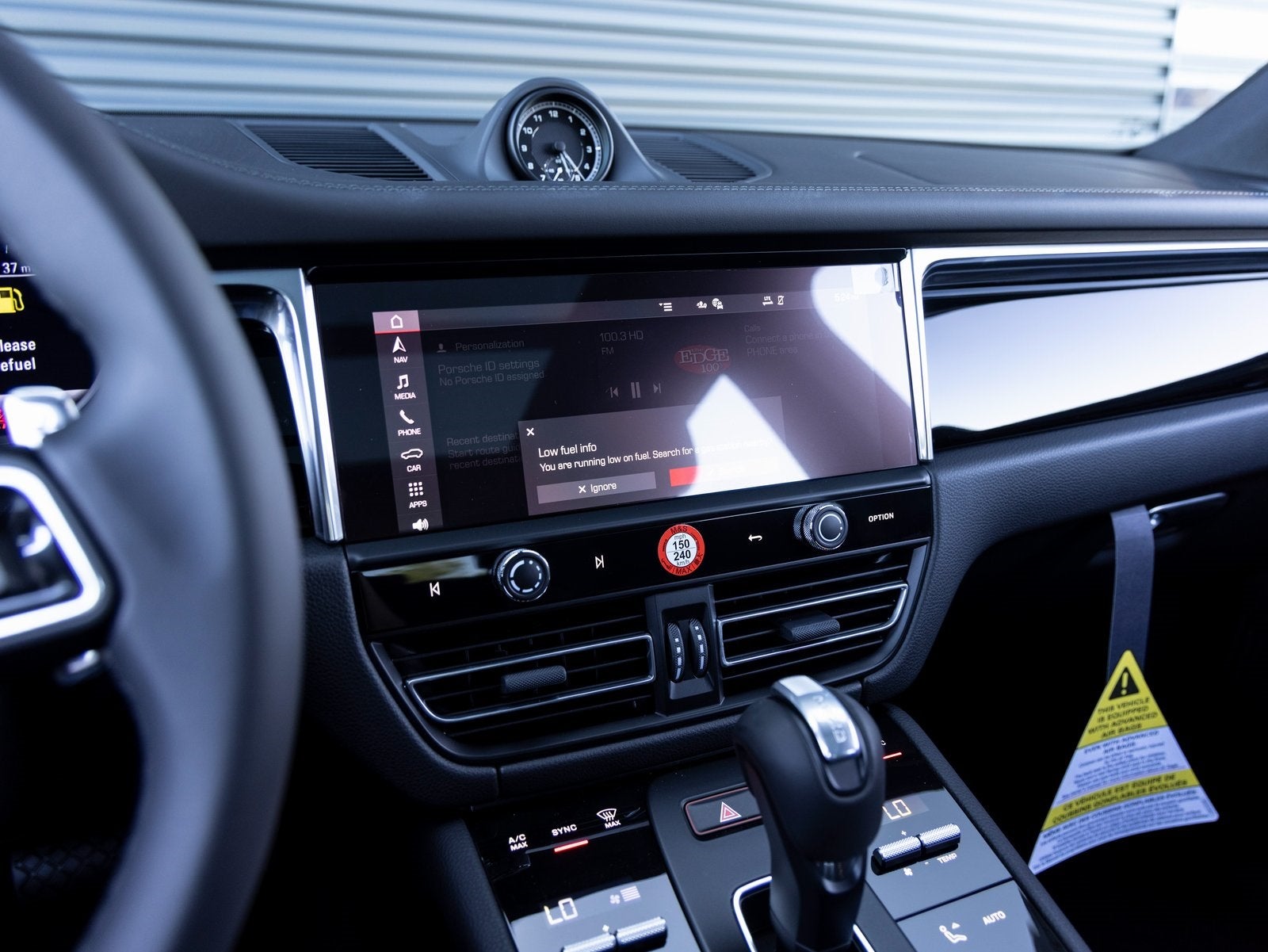 2025 Porsche Macan Macan