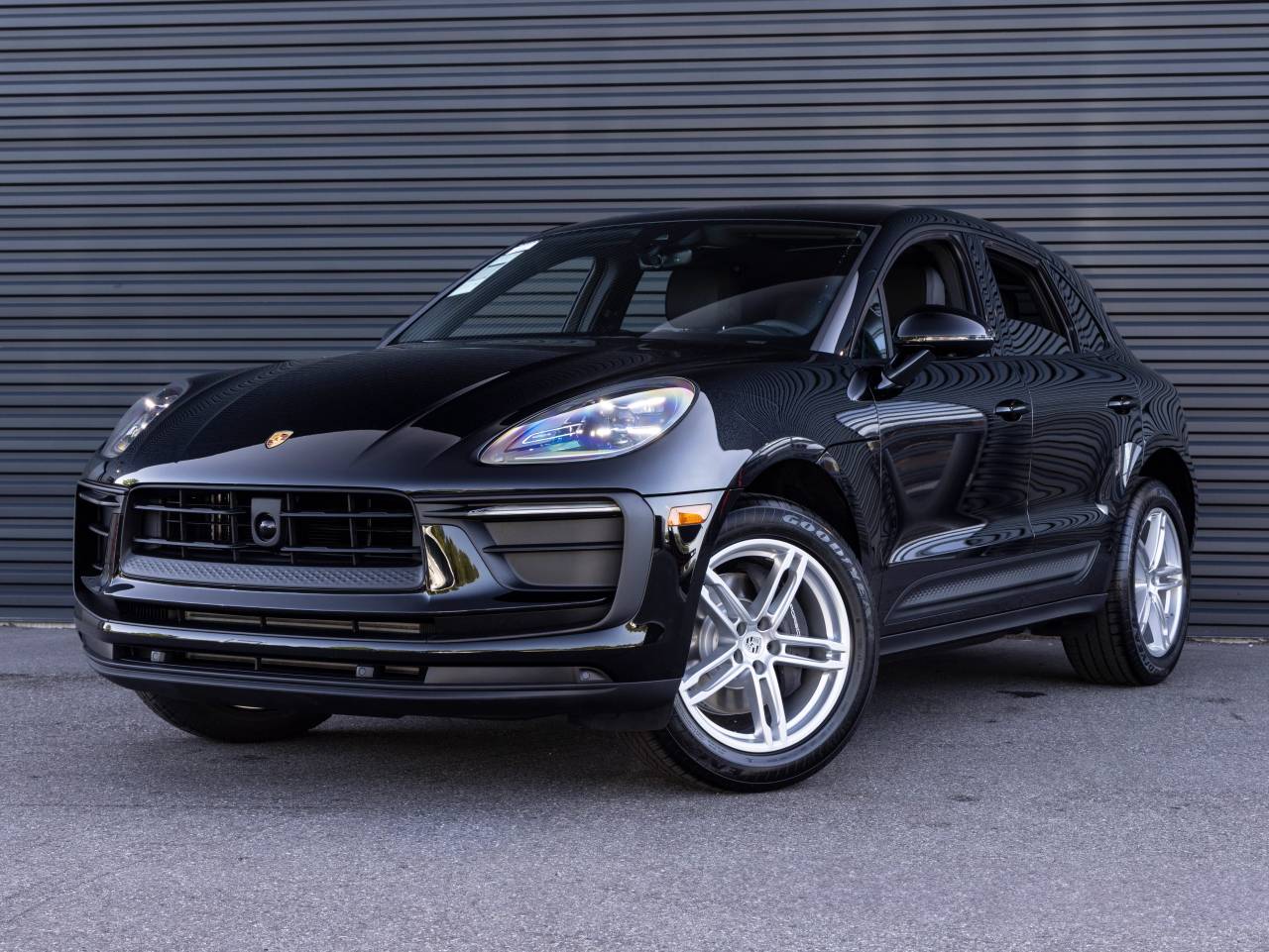 2025 Porsche Macan Macan