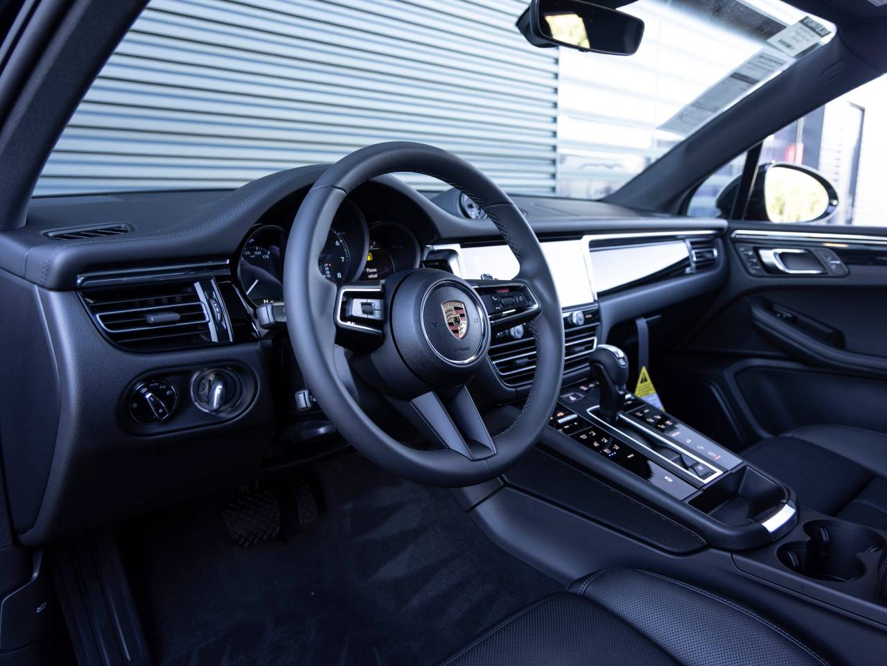 2025 Porsche Macan Macan