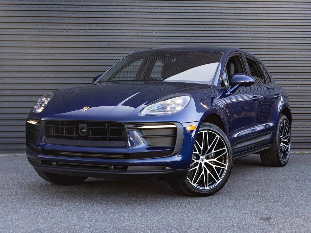 2026 Porsche Macan AWD