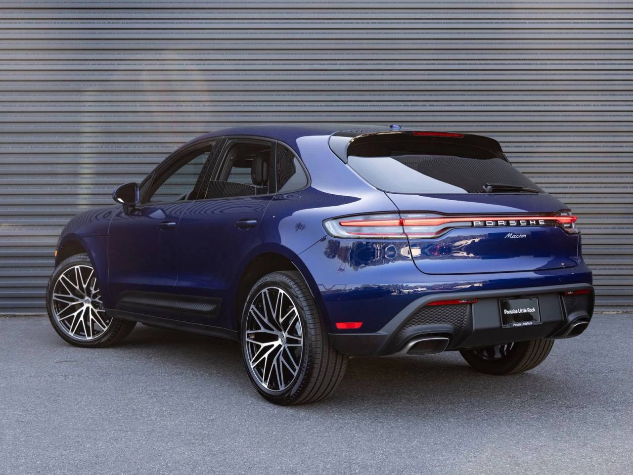 2026 Porsche Macan AWD