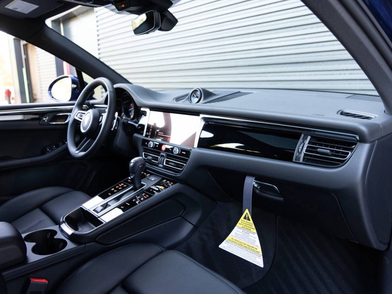 2026 Porsche Macan AWD