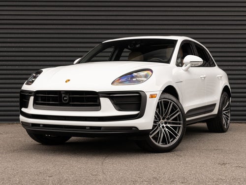 2026 Porsche Macan AWD