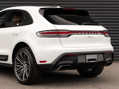 2026 Porsche Macan AWD