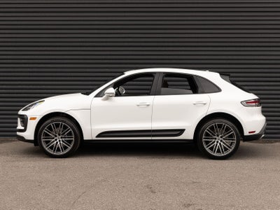 2026 Porsche Macan AWD