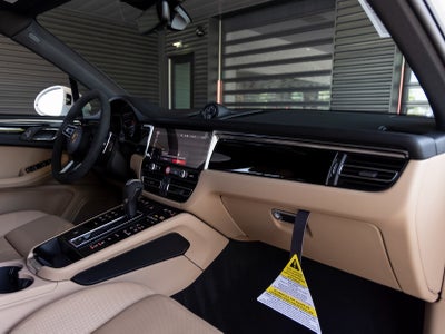 2025 Porsche Macan Macan