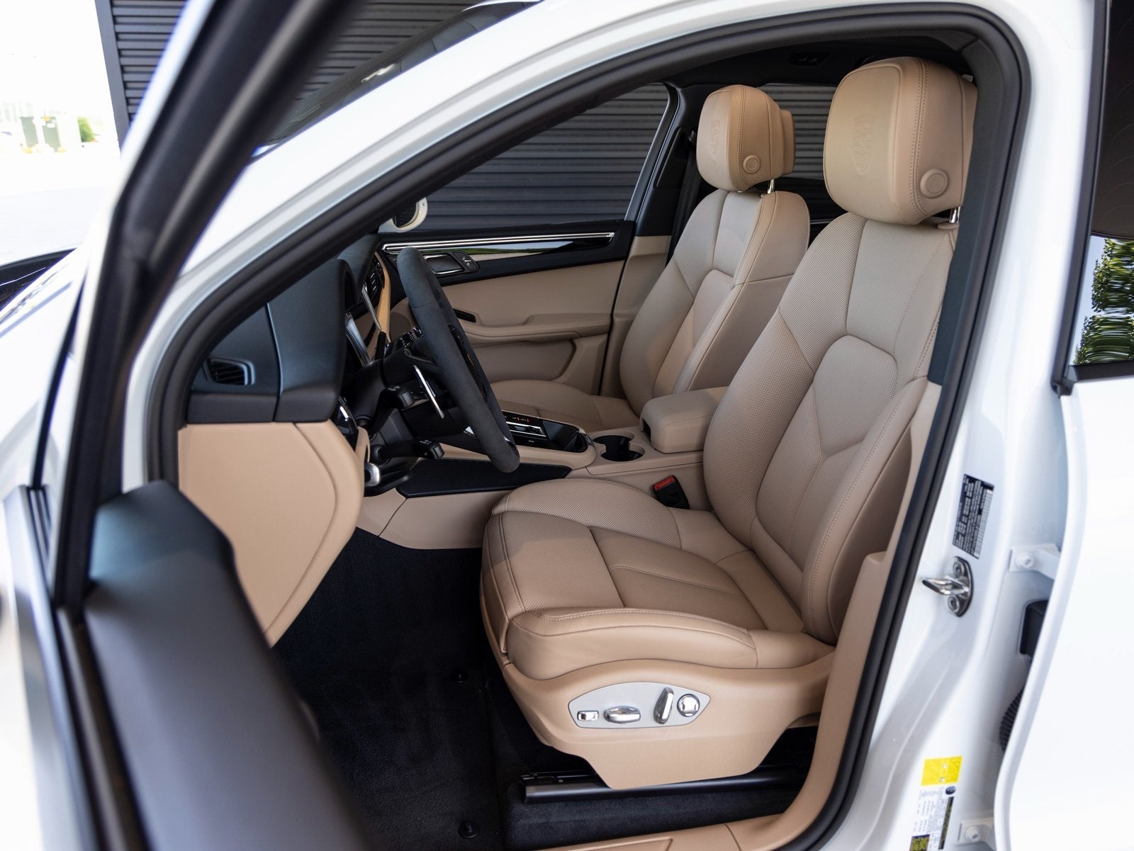 2025 Porsche Macan Macan