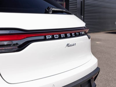 2025 Porsche Macan Macan