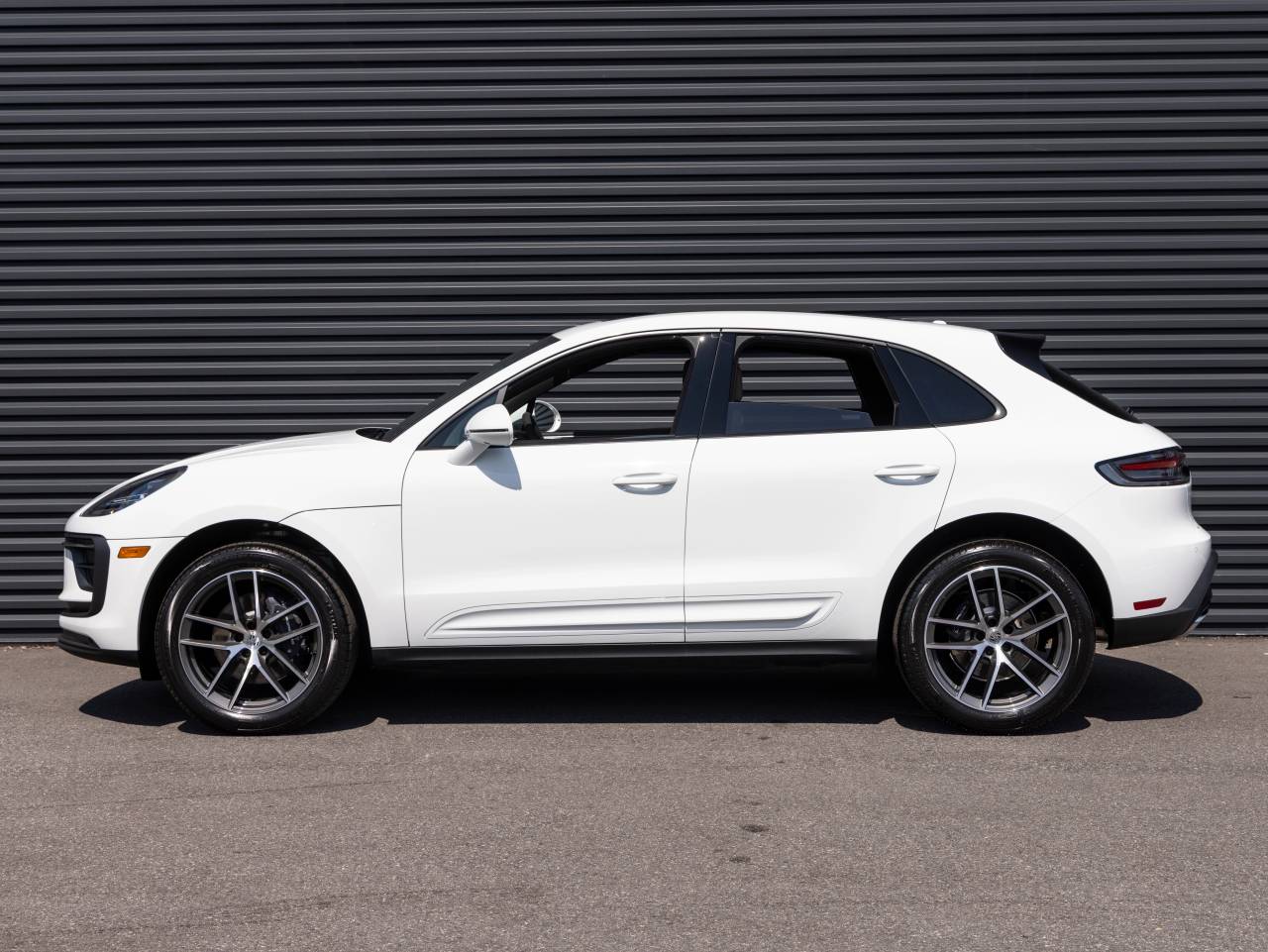 2025 Porsche Macan Macan