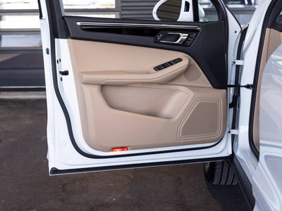 2025 Porsche Macan Macan