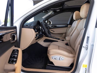 2025 Porsche Macan Macan