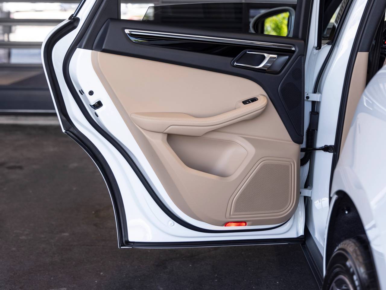 2025 Porsche Macan Macan