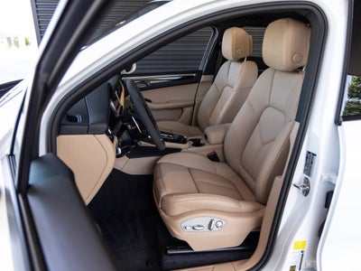 2025 Porsche Macan Macan