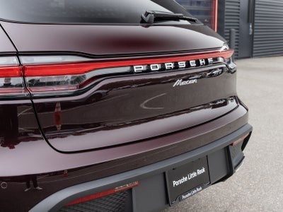 2026 Porsche Macan Macan