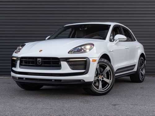 2026 Porsche Macan AWD