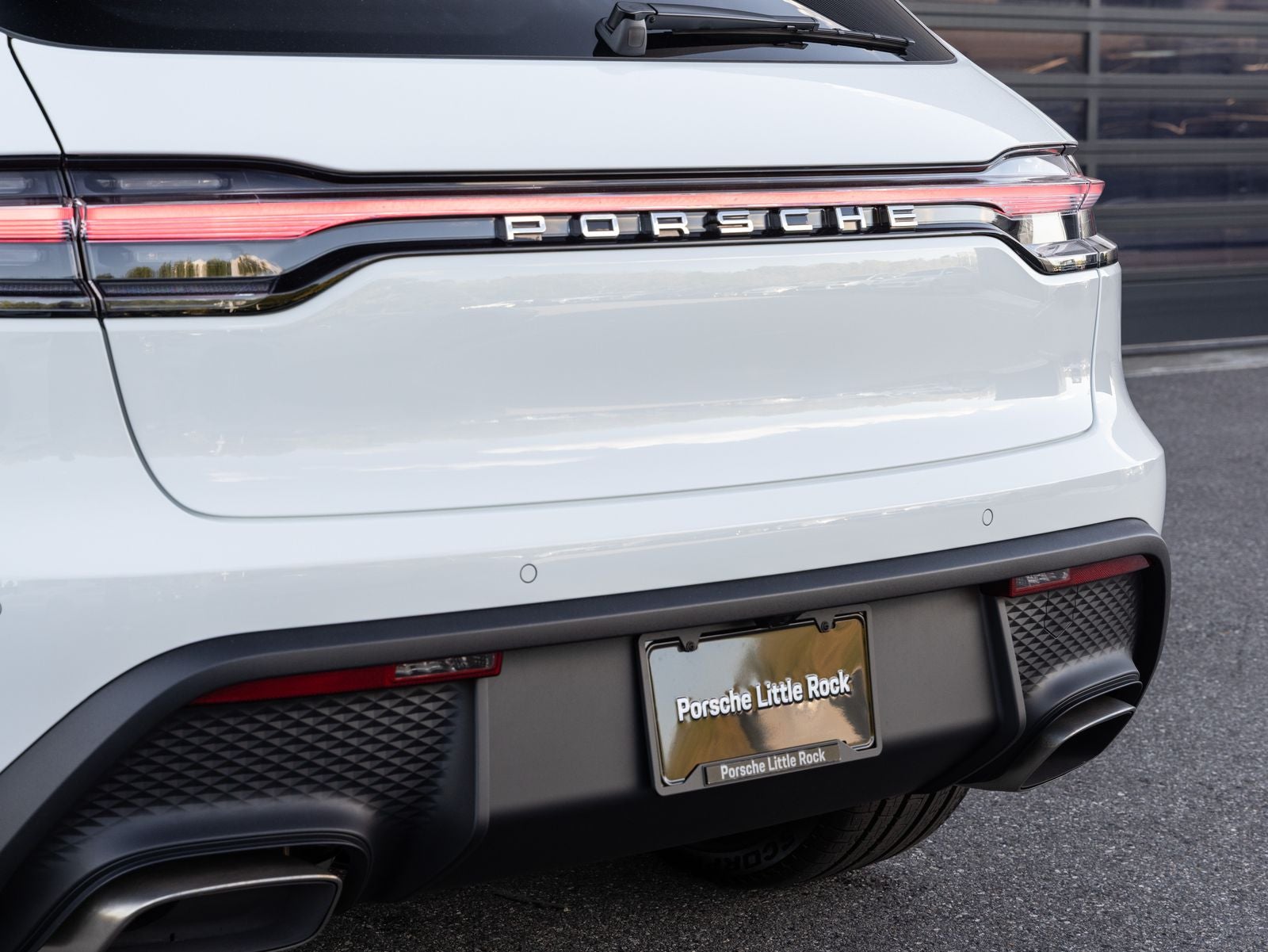 2026 Porsche Macan AWD