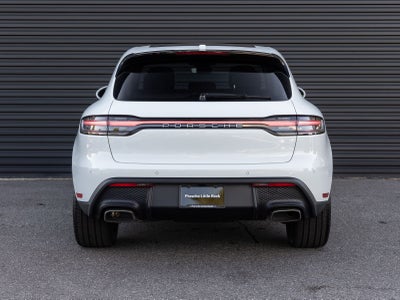 2026 Porsche Macan AWD