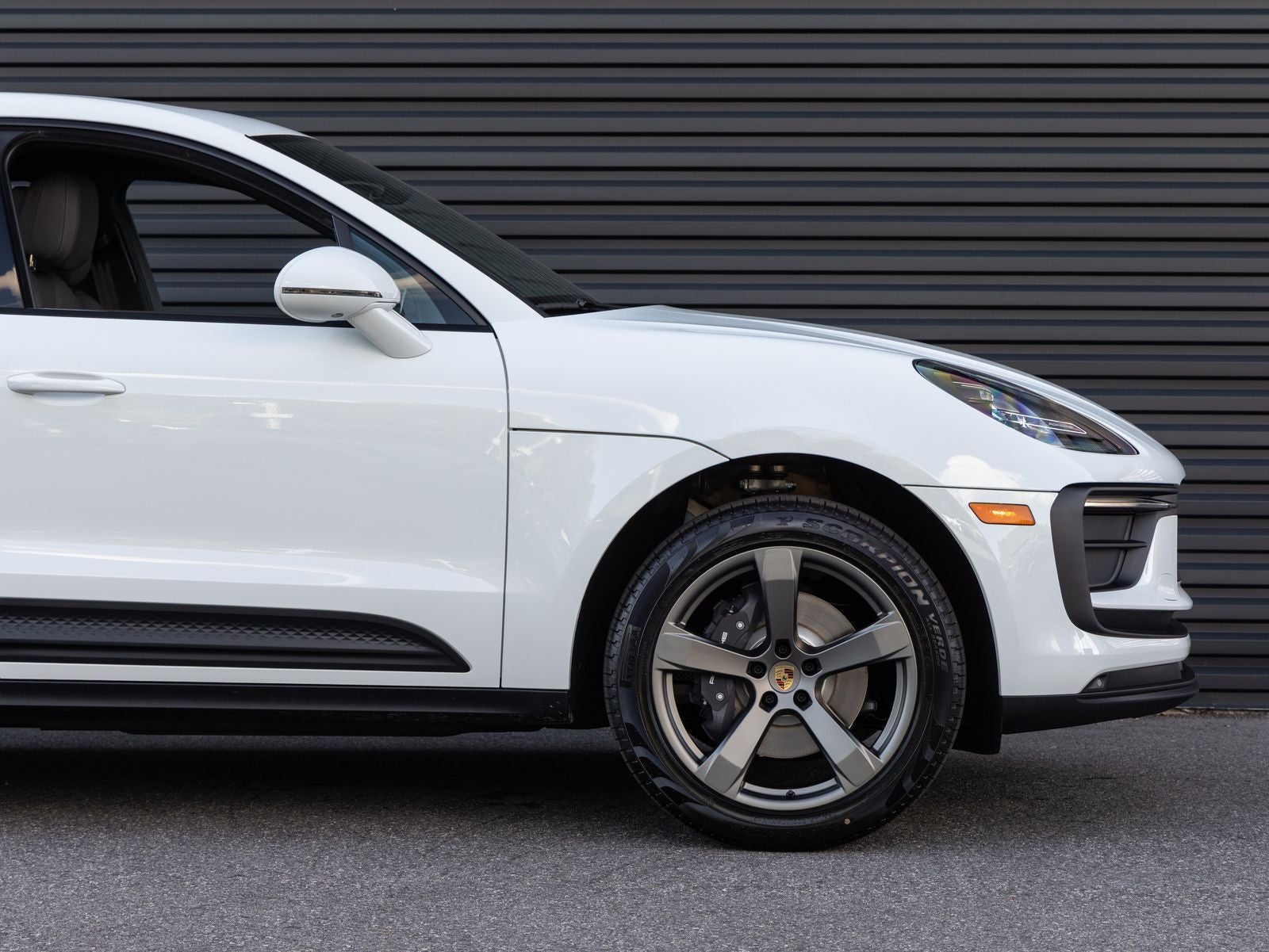 2026 Porsche Macan AWD