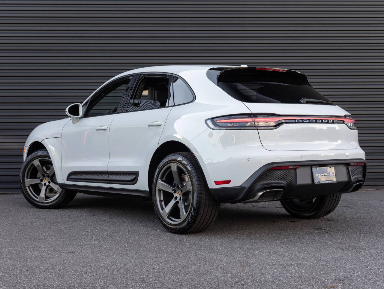 2026 Porsche Macan Macan