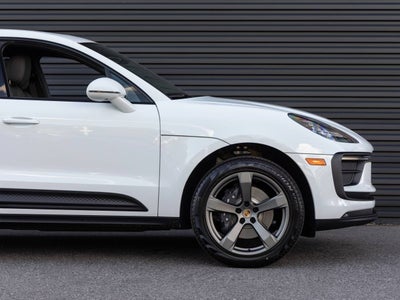 2026 Porsche Macan Macan
