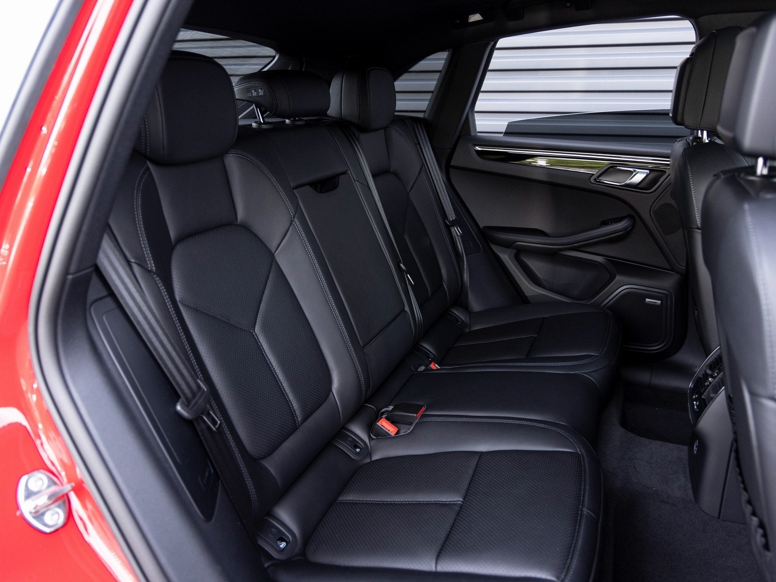 2025 Porsche Macan Macan