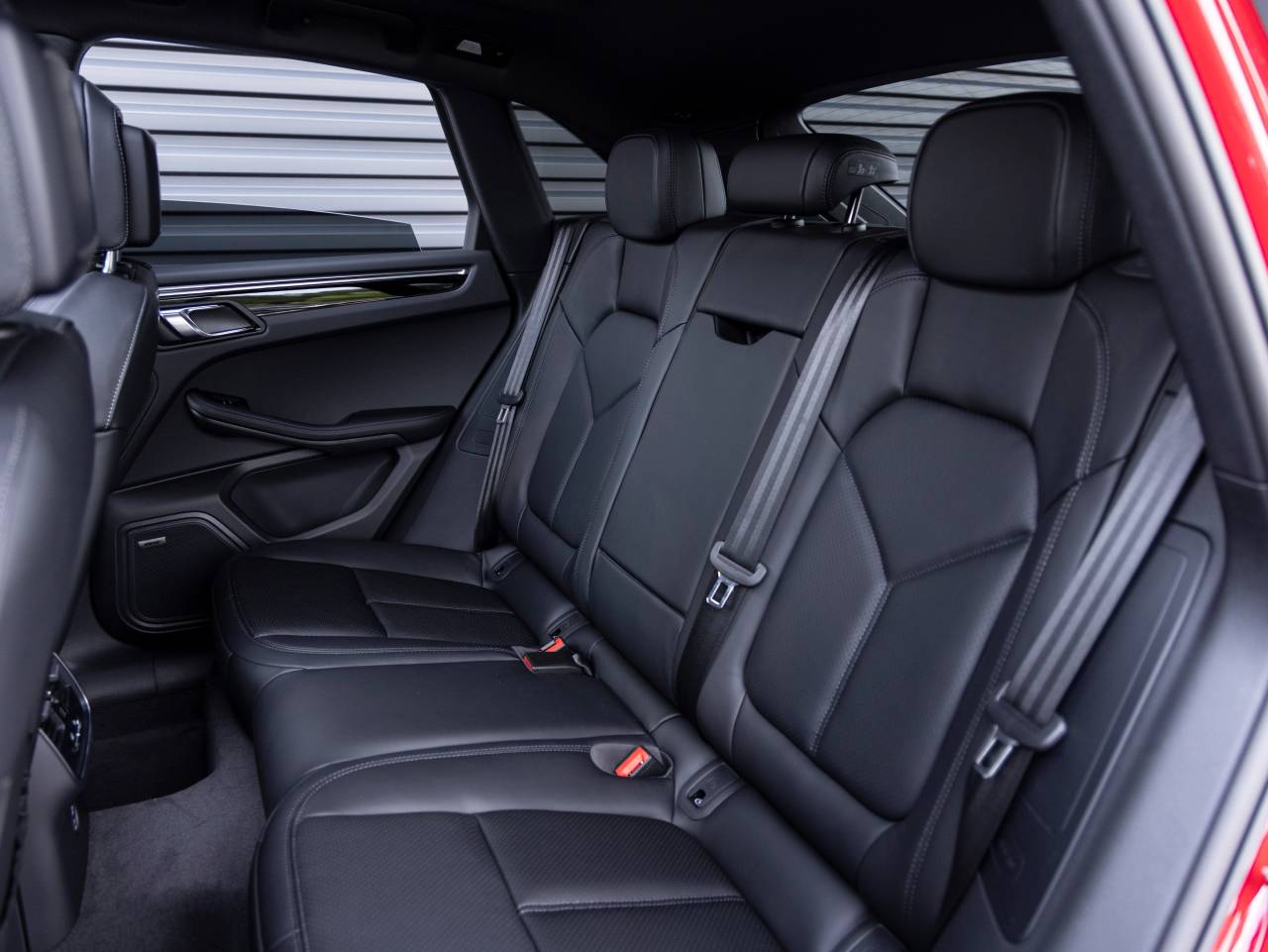 2025 Porsche Macan Macan