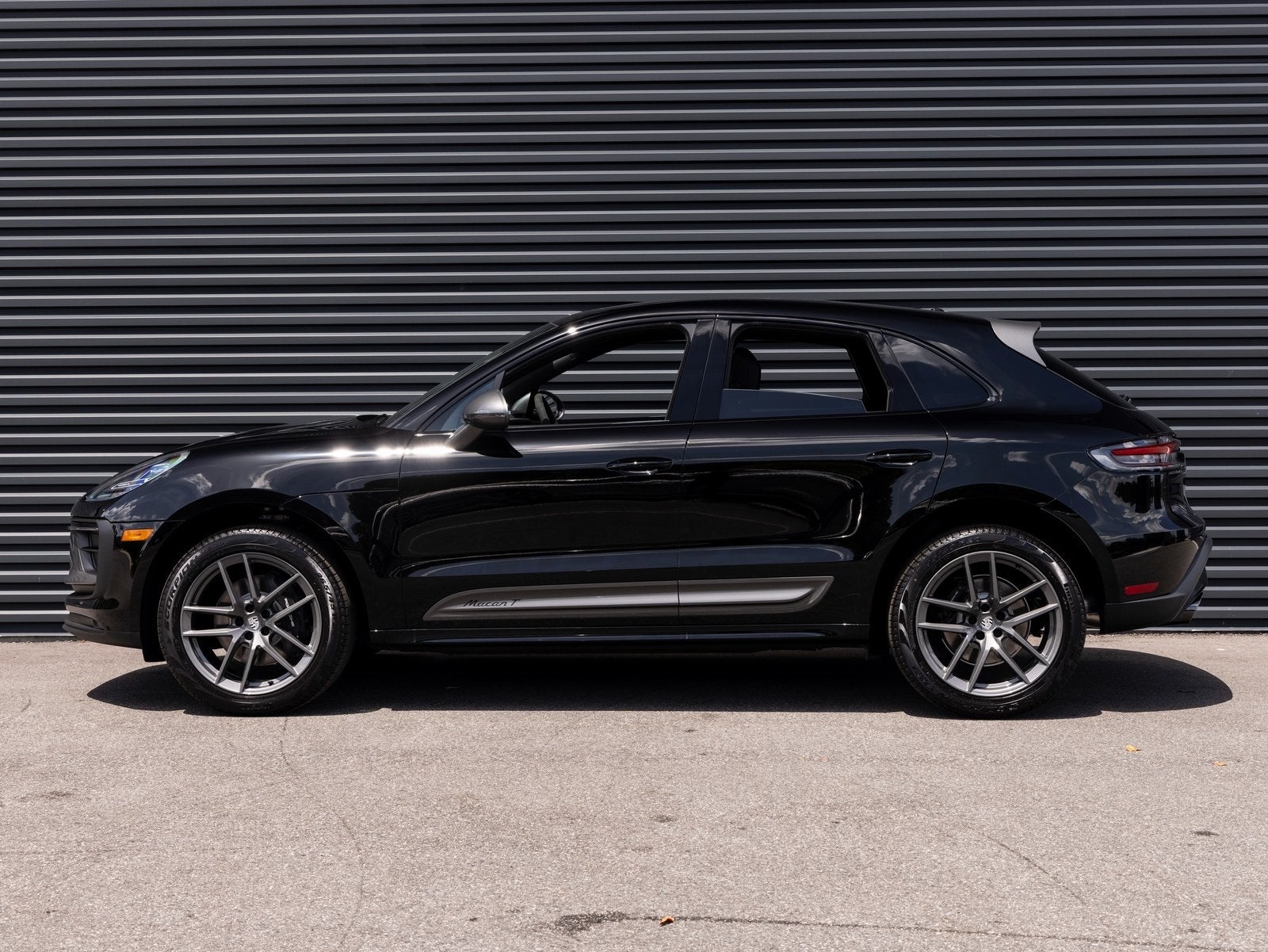 2025 Porsche Macan Macan T