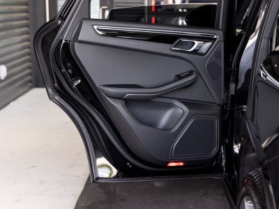 2025 Porsche Macan Macan T