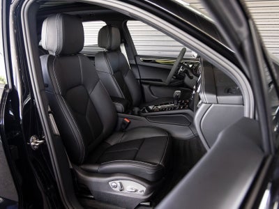 2025 Porsche Macan Macan T