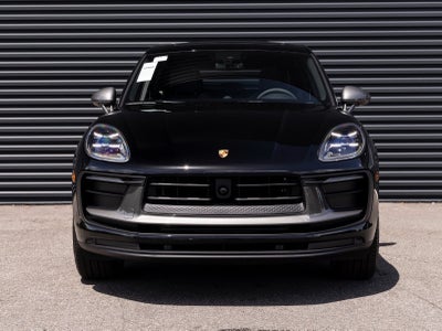 2025 Porsche Macan Macan T