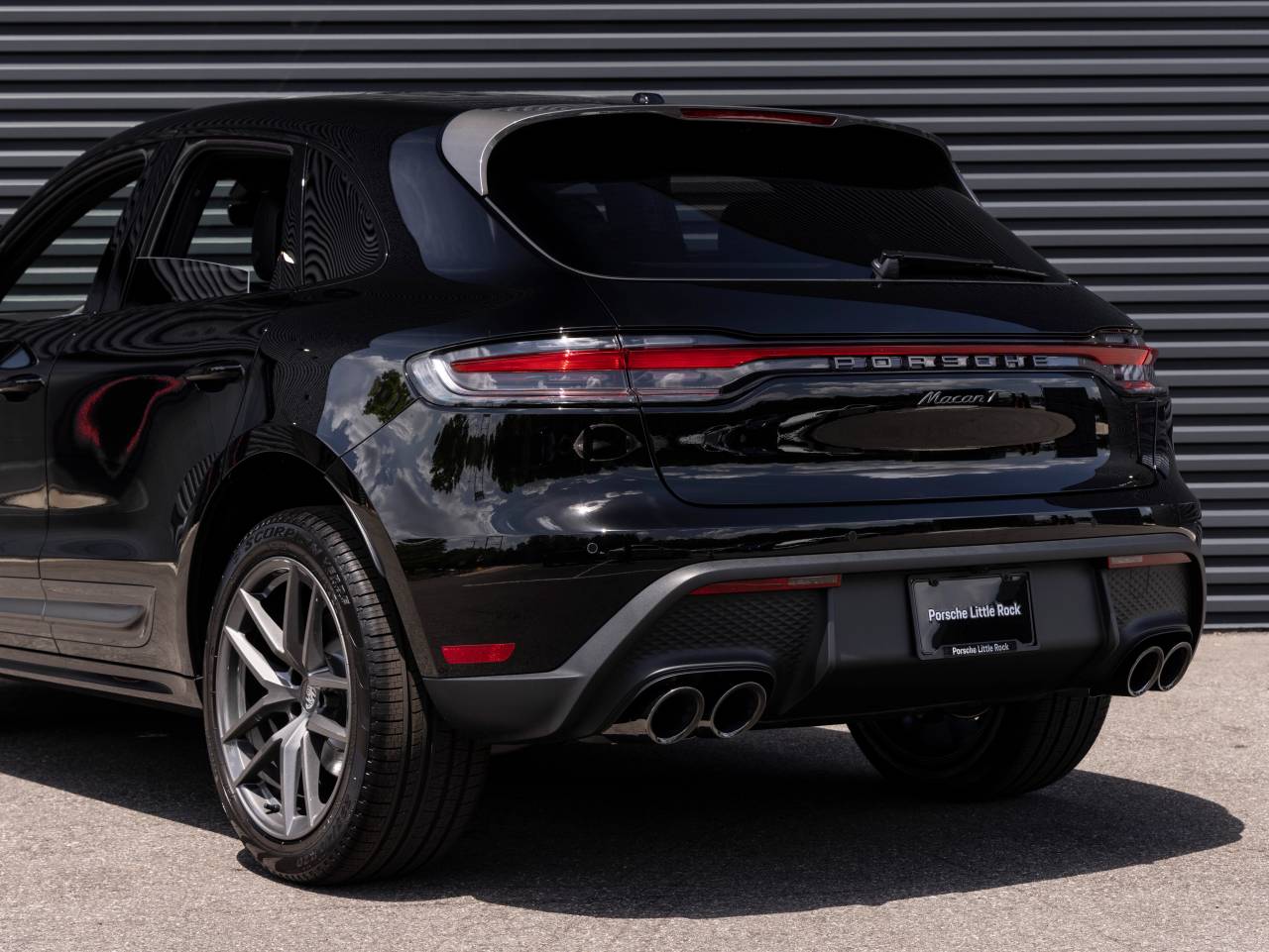2025 Porsche Macan Macan T