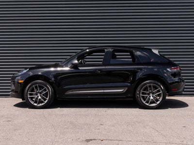 2025 Porsche Macan Macan T