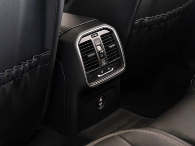 2025 Porsche Macan Macan T