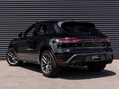 2025 Porsche Macan Macan T